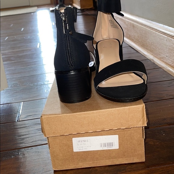 New In Box Journee Percy Sandle - Picture 3 of 7